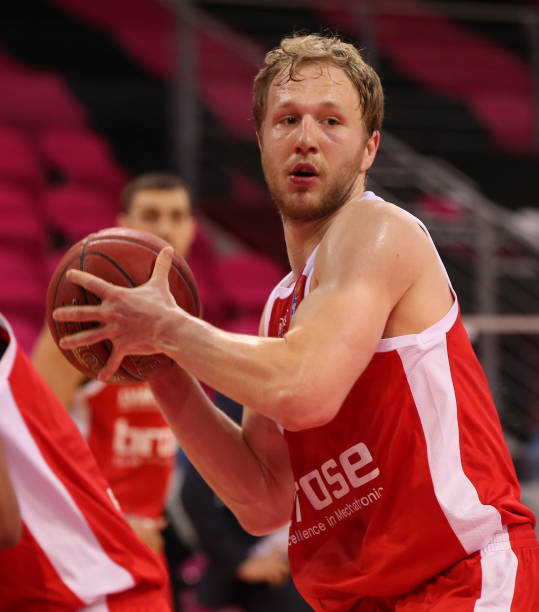 到勇士队如 到勇士队如