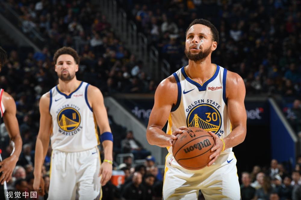 他果断切换 他果断切换