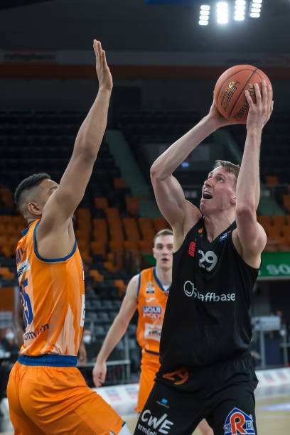 面对质疑 面对质疑