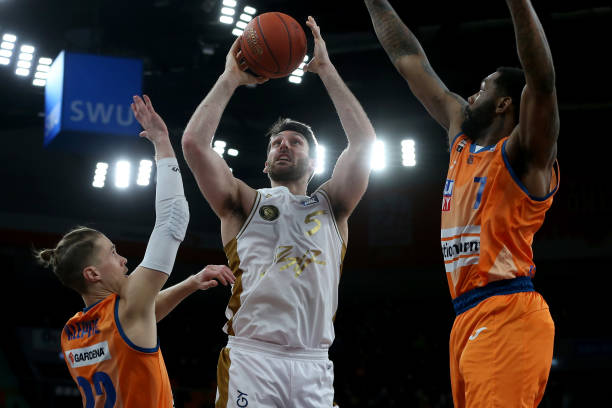 由此事件可 由此事件可