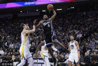 同框而引起 同框而引起