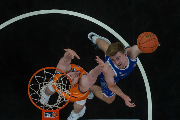 詹姆斯最相 詹姆斯最相